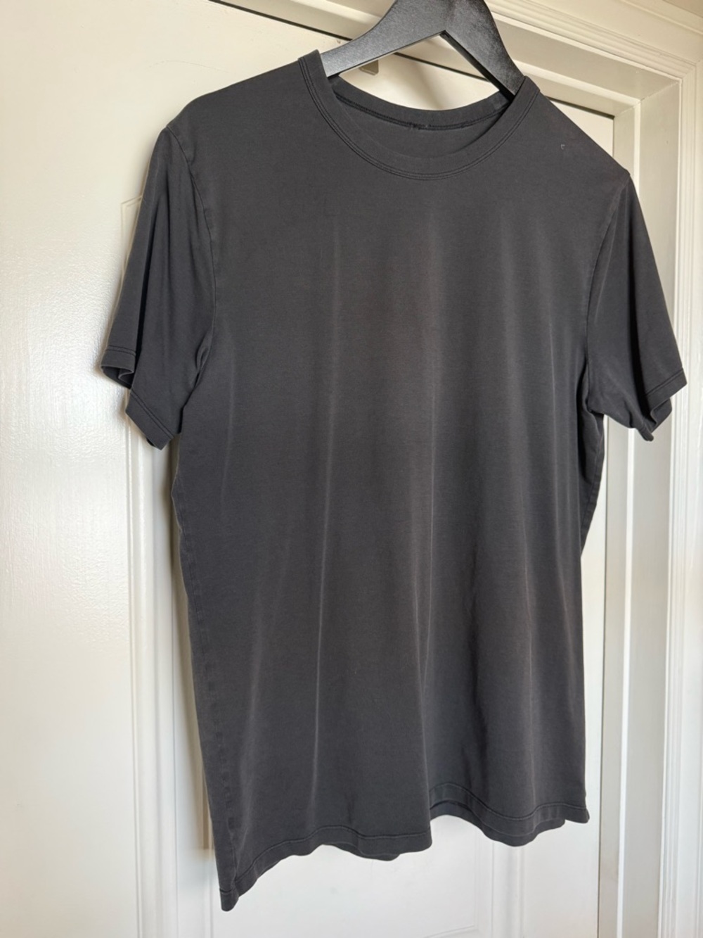 Lulu's Men's Crew Neck Short Sleeve T-Shirt - Black